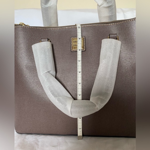 Dooney & Bourke Willa Zip Satchel - Picture 2 of 8